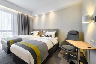 Отель Holiday Inn Express - Rzeszow Airport Ясенка Двухместный номер с 2 отдельными кроватями - Для некурящих-5