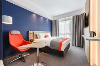 Отель Holiday Inn Express - Rzeszow Airport Ясенка Двухместный номер с 1 кроватью - Для некурящих-1