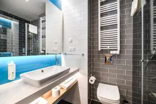 Отель Holiday Inn Express - Rzeszow Airport Ясенка Двухместный номер с 1 кроватью - Для некурящих-16