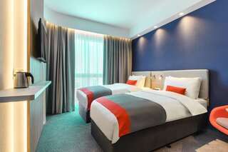 Отель Holiday Inn Express - Rzeszow Airport Ясенка Двухместный номер с 1 диваном-кроватью-1