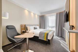 Отель Holiday Inn Express - Rzeszow Airport Ясенка Двухместный номер с 1 кроватью - Для некурящих-3