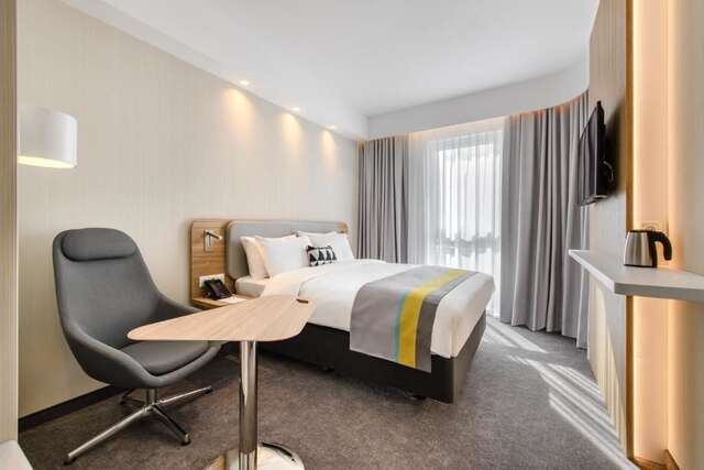 Отель Holiday Inn Express - Rzeszow Airport Ясенка-46